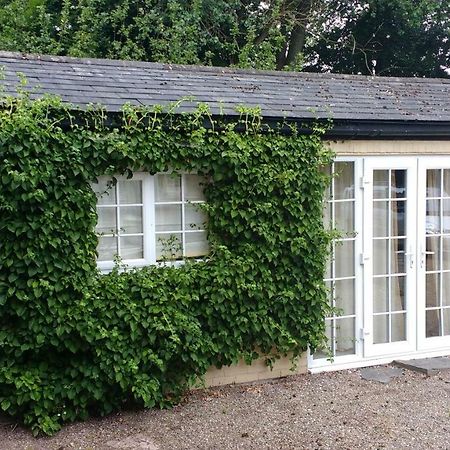 Beech Hill B&B Weaverham ภายนอก รูปภาพ