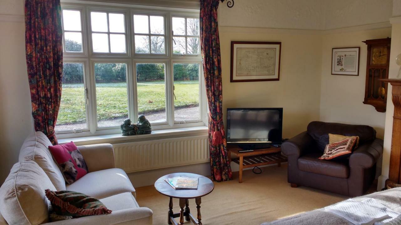 Beech Hill B&B Weaverham ภายนอก รูปภาพ