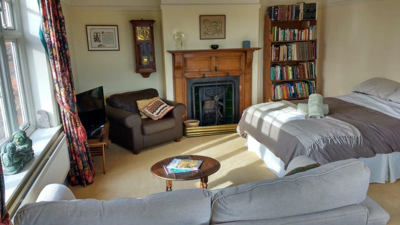 Beech Hill B&B Weaverham ภายนอก รูปภาพ